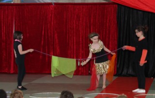 Spectacle de fin d'année 2010 - école de cirque En Piste - Cesson-Sévigné - Rennes Metropole
