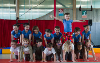 Spectacle de fin d'année 2011 - école de cirque En Piste - Cesson-Sévigné - Rennes Metropole