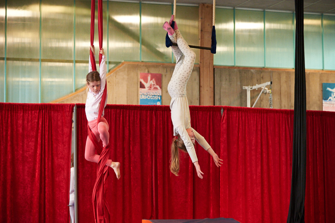 Spectacle de fin d'année 2019 - école de cirque En Piste - Cesson-Sévigné - Rennes Metropole