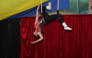 Spectacle de fin d'année 2010 - école de cirque En Piste - Cesson-Sévigné - Rennes Metropole