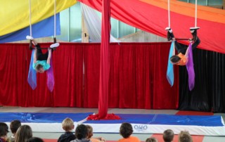 Spectacle de fin d'année 2010 - école de cirque En Piste - Cesson-Sévigné - Rennes Metropole