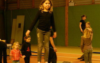 Atelier cirque- Marché de Noël 2011 - école de cirque En Piste - Cesson-Sévigné - Rennes Metropole
