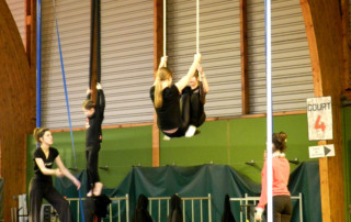 Atelier cirque- Marché de Noël 2011 - école de cirque En Piste - Cesson-Sévigné - Rennes Metropole