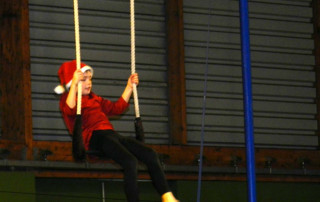 Atelier cirque- Marché de Noël 2011 - école de cirque En Piste - Cesson-Sévigné - Rennes Metropole