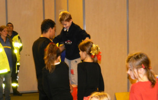 Atelier cirque- Marché de Noël 2011 - école de cirque En Piste - Cesson-Sévigné - Rennes Metropole