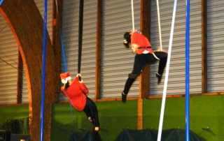 Atelier cirque- Marché de Noël 2011 - école de cirque En Piste - Cesson-Sévigné - Rennes Metropole