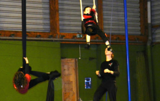 Atelier cirque- Marché de Noël 2011 - école de cirque En Piste - Cesson-Sévigné - Rennes Metropole