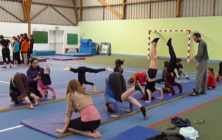 Rencontres Regionale des Ecoles de Cirque Paimpol 2011 - Ecole de cirque En Piste! Cesson-Sévigné - Rennes Metropole