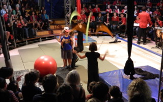 Festival Cirque ou presque 2011 à Noyal sur Vilaine - Ecole de cirque En Piste! Cesson-Sévigné - Rennes Metropole