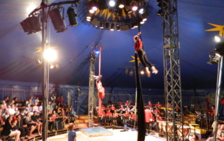 Festival Cirque ou presque 2011 à Noyal sur Vilaine - Ecole de cirque En Piste! Cesson-Sévigné - Rennes Metropole
