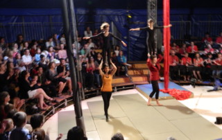 Festival Cirque ou presque 2011 à Noyal sur Vilaine - Ecole de cirque En Piste! Cesson-Sévigné - Rennes Metropole