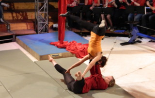 Festival Cirque ou presque 2011 à Noyal sur Vilaine - Ecole de cirque En Piste! Cesson-Sévigné - Rennes Metropole