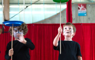 Spectacle de fin d'année 2011 - école de cirque En Piste - Cesson-Sévigné - Rennes Metropole
