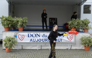 Animation cirque Don du sang 2013 - école de cirque En Piste - Cesson-Sévigné - Rennes Metropole