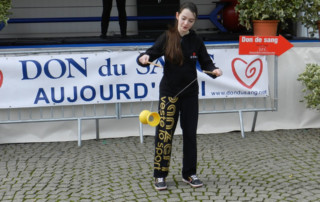 Animation cirque Don du sang 2013 - école de cirque En Piste - Cesson-Sévigné - Rennes Metropole
