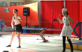 Spectacle de fin d'année 2015 - école de cirque En Piste - Cesson-Sévigné - Rennes Metropole