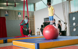 Spectacle de fin d'année 2016 - école de cirque En Piste - Cesson-Sévigné - Rennes Metropole