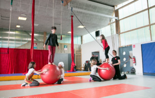 Spectacle de fin d'année 2016 - école de cirque En Piste - Cesson-Sévigné - Rennes Metropole