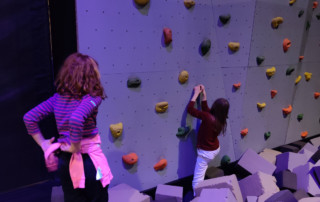 Les élèves d'En Piste s'éclatent au Trampoline Park !