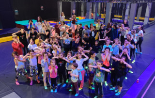 Les élèves d'En Piste s'éclatent au Trampoline Park !